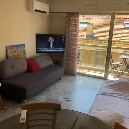 Centre Mace Pradignac Vue *