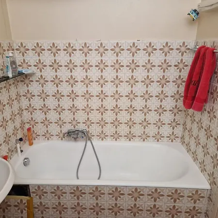 Centre Mace Pradignac Vue Appartement Cannes