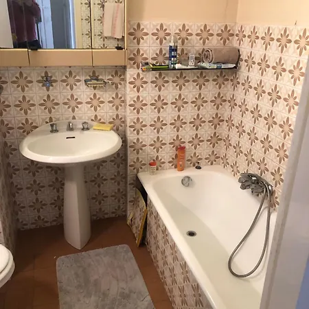 Centre Mace Pradignac Vue Appartement *